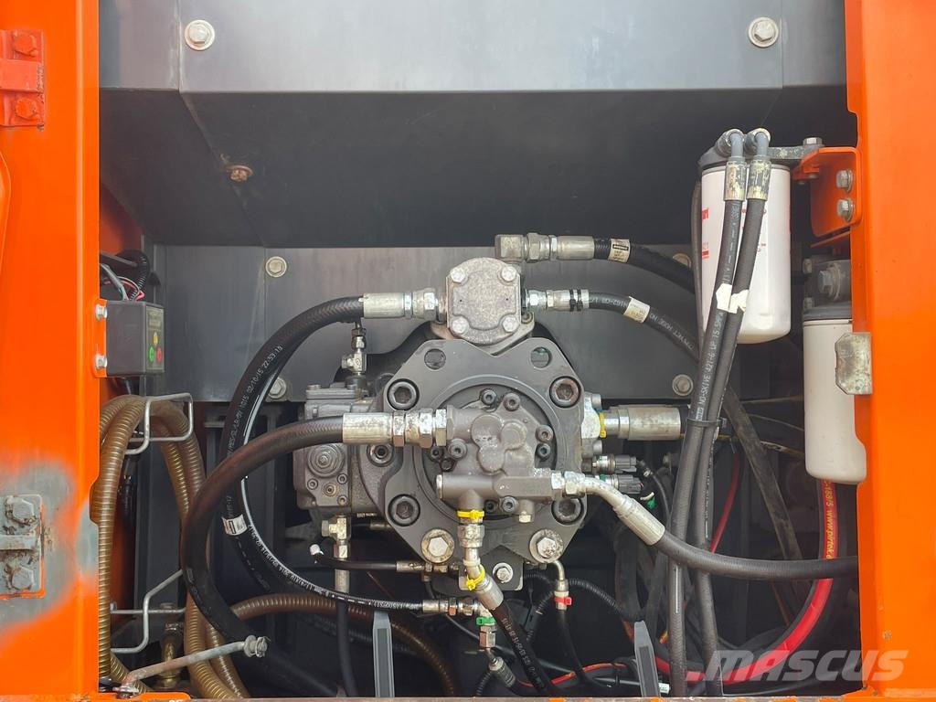 Doosan DX255LC-5 حفارات زحافة
