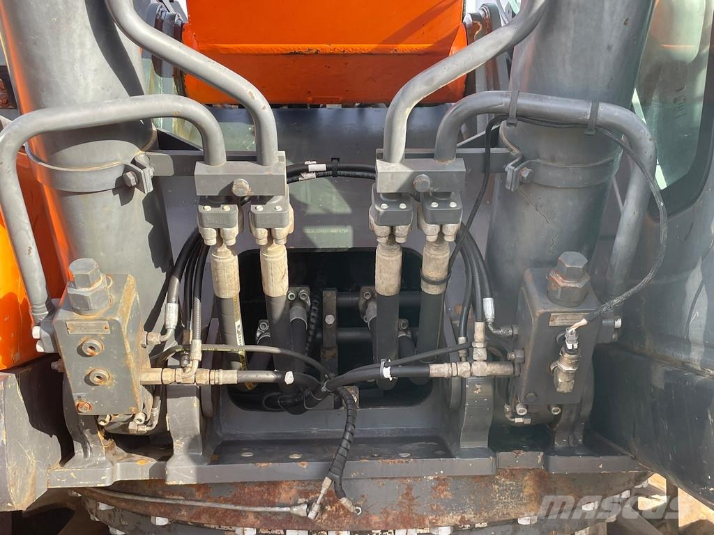Doosan DX255LC-5 حفارات زحافة