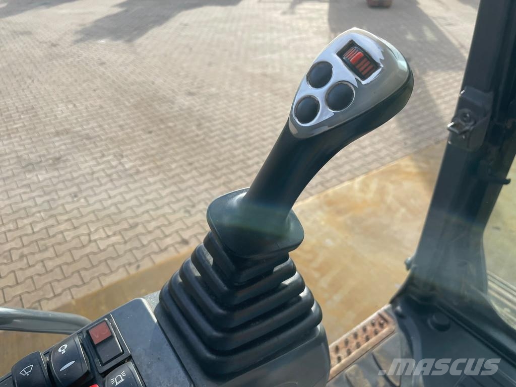 Doosan DX255LC-5 حفارات زحافة