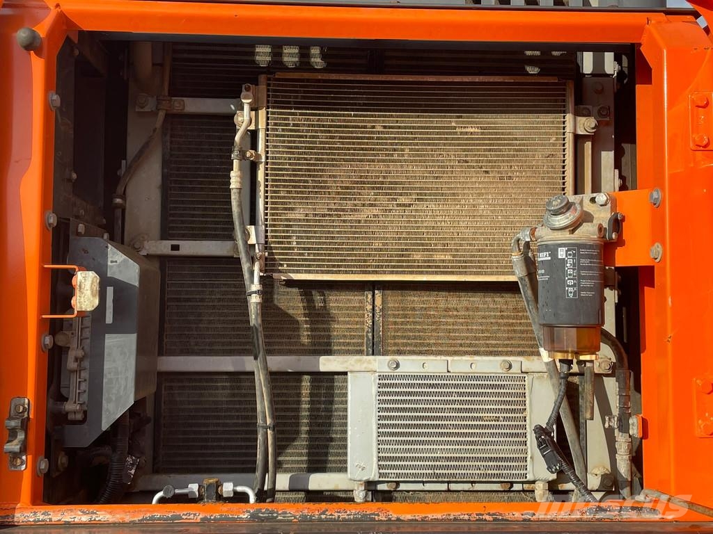 Doosan DX255LC-5 حفارات زحافة