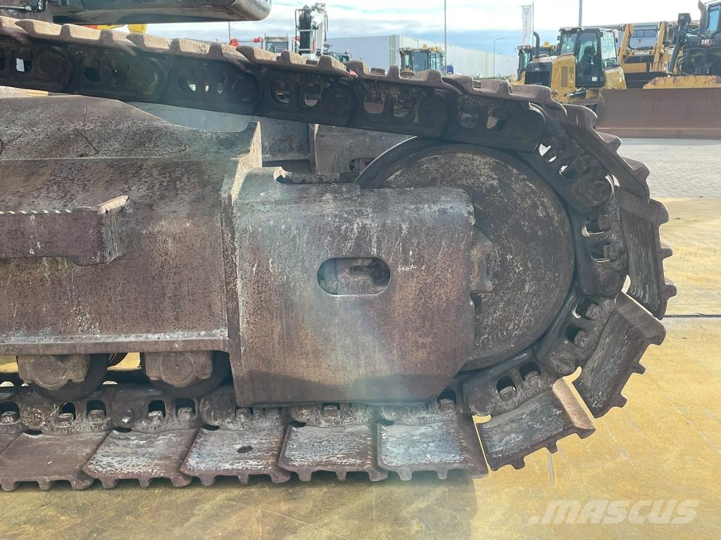 Doosan DX255LC-5 حفارات زحافة