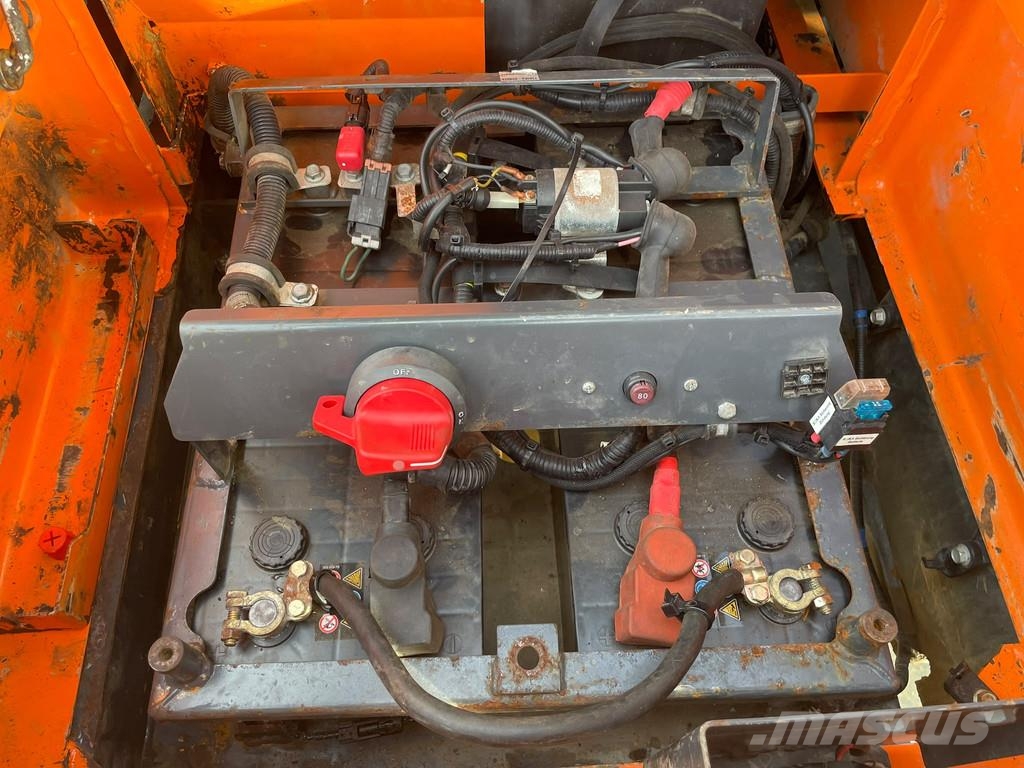 Doosan DX255LC-5 حفارات زحافة