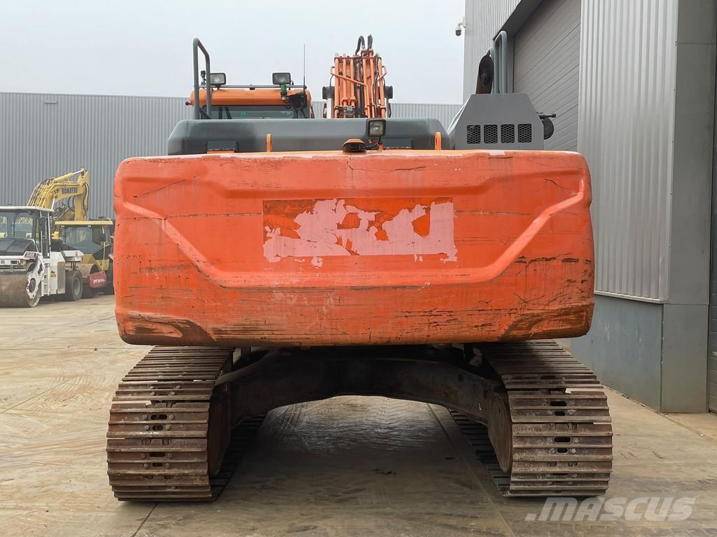 Doosan DX255LC-5 Bagri goseničarji