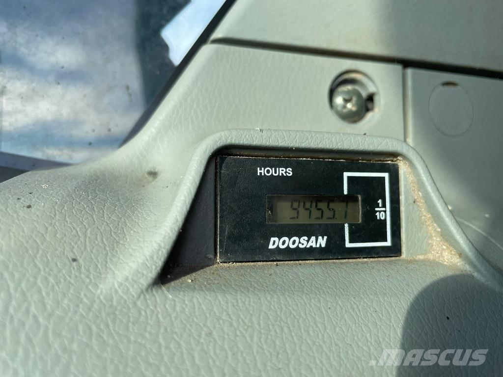 Doosan DX255LC-5 حفارات زحافة