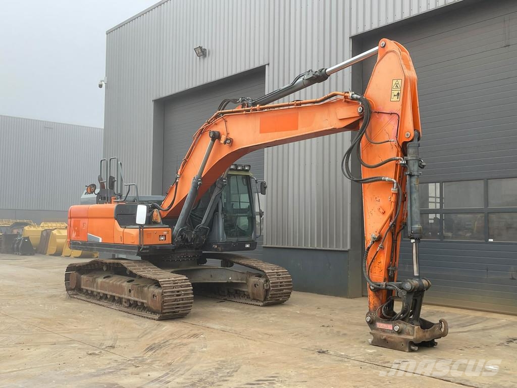 Doosan DX255LC-5 Bagri goseničarji