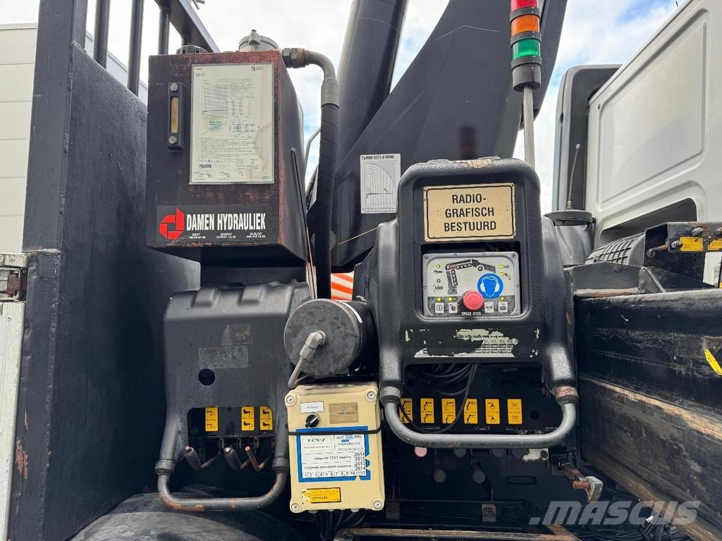 DAF CF 85.360 8x2 + HIAB 422E8 + REMOTE CONTROL Flatbed / Dropside trucks