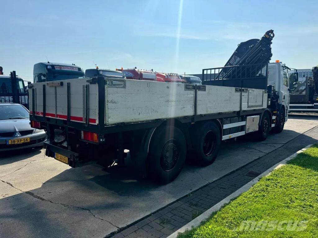 DAF CF 85.360 8x2 + HIAB 422E8 + REMOTE CONTROL Flatbed / Dropside trucks