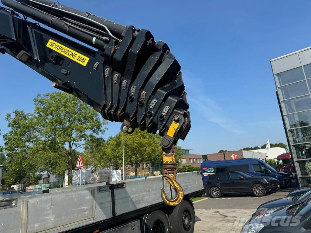 DAF CF 85.360 8x2 + HIAB 422E8 + REMOTE CONTROL Flatbed / Dropside trucks