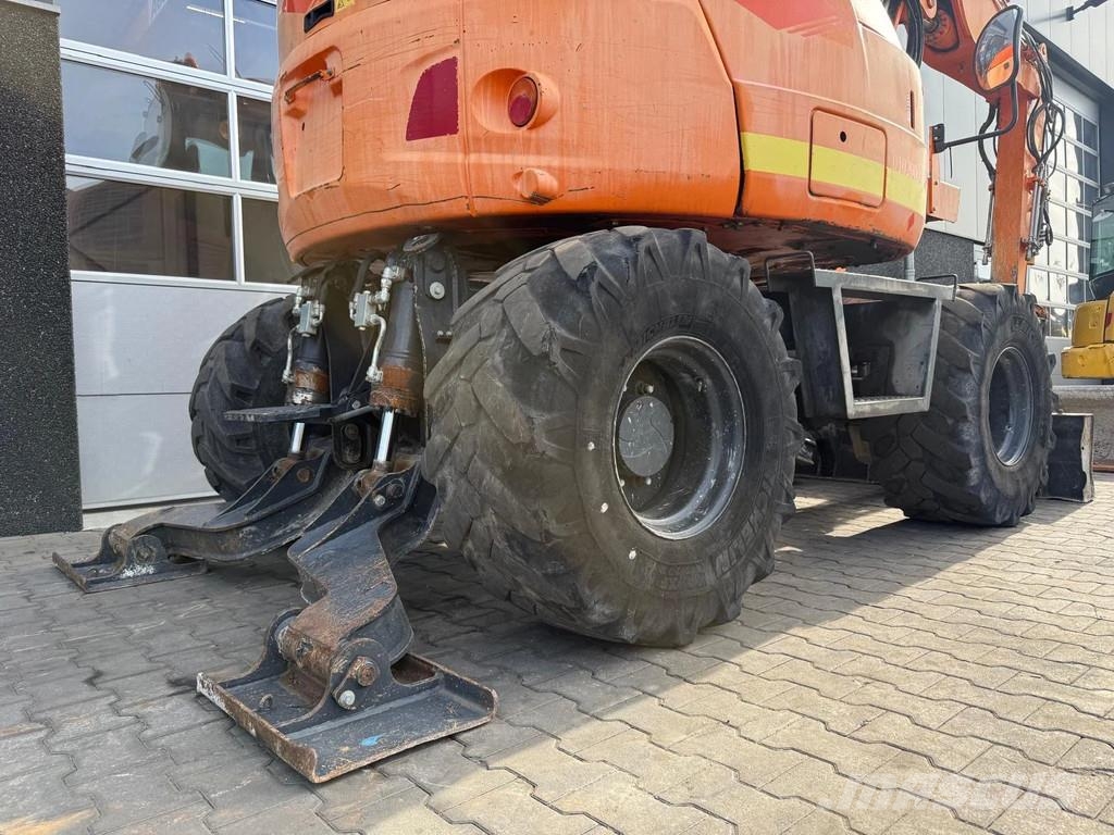 Komatsu PW98MR-10 | A/C Midikaivukoneet 7t - 12t