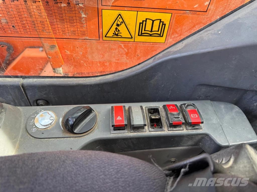 Komatsu PW98MR-10 | A/C Midikaivukoneet 7t - 12t