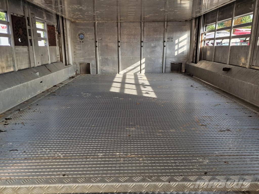 Pezzaioli 3 stock livestock - Water & Ventilation - Lifting Semi Reboques Transporte Animais