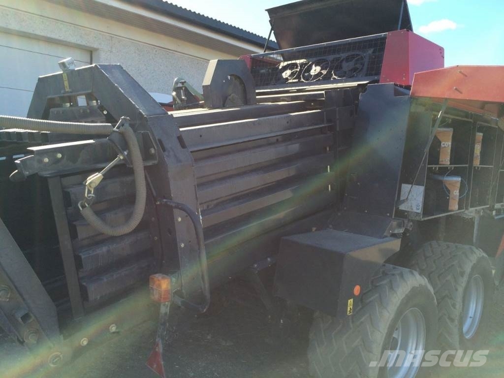 Kverneland Taarup BB6690 Square balers