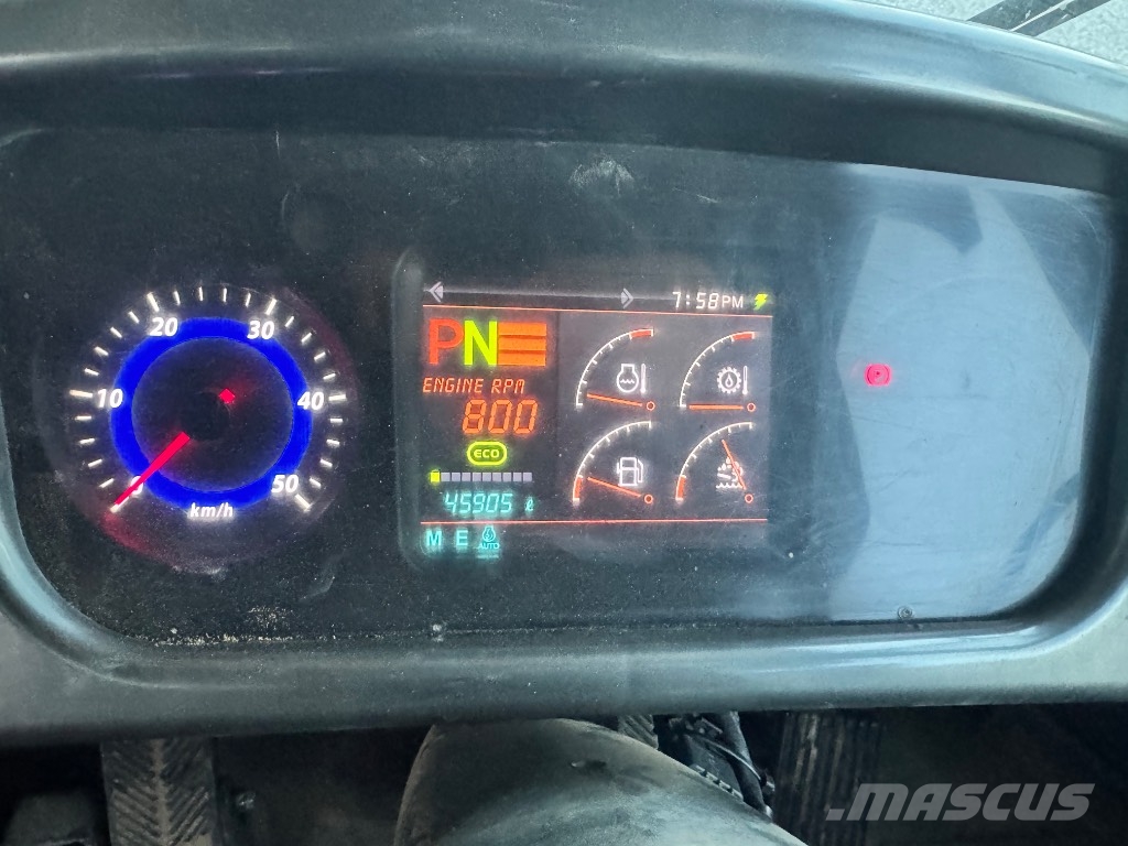 Doosan DL 250 Iekrāvēji uz riteņiem