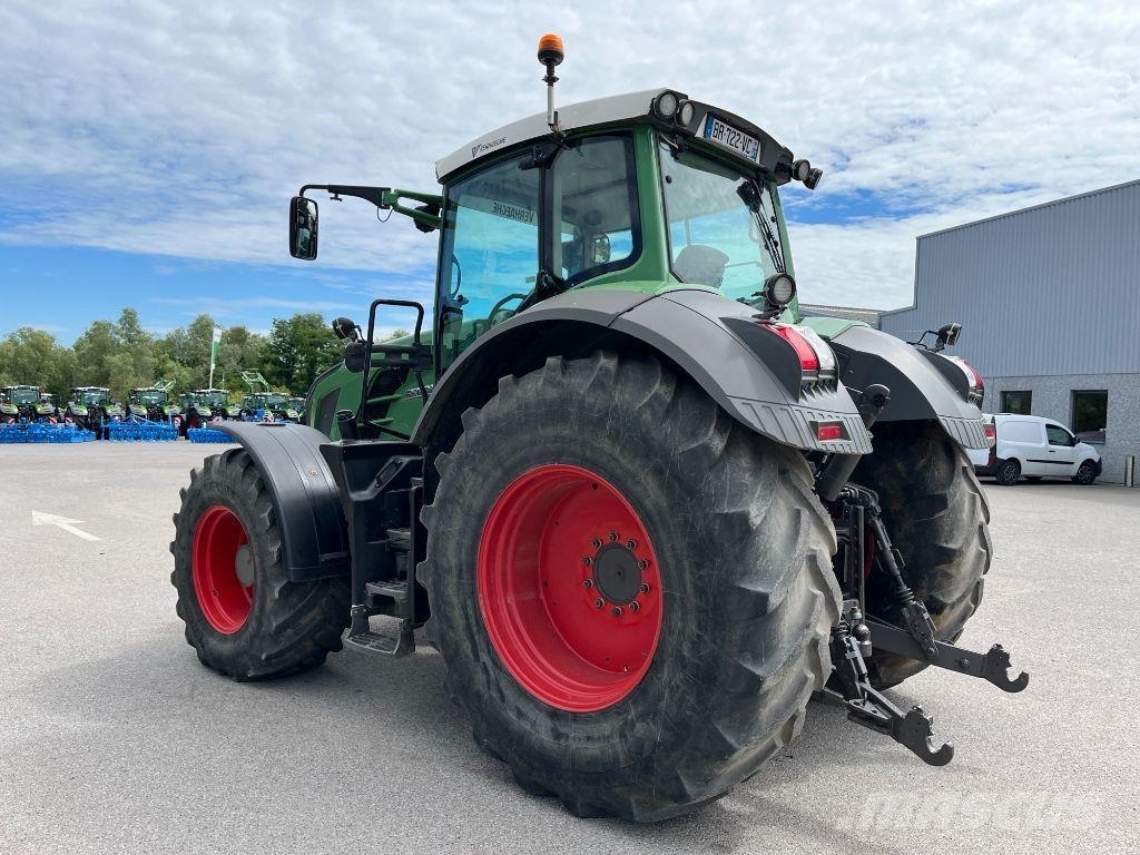 Fendt 828 VARIO PROFI Трактори