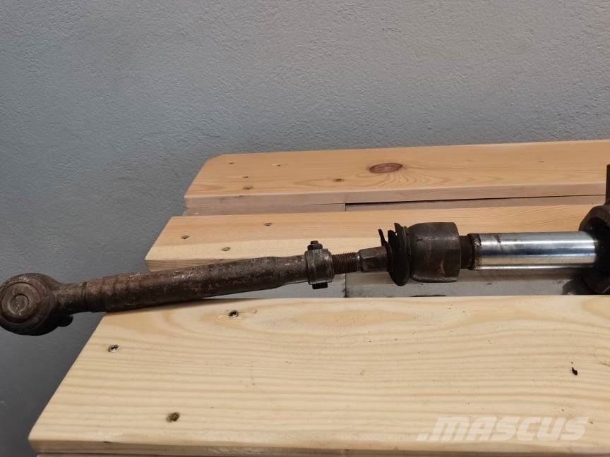 Massey Ferguson 3060 {hydraulic cylinder Boom I dipper ruke