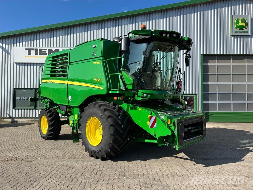 John Deere T560 Mähdrescher