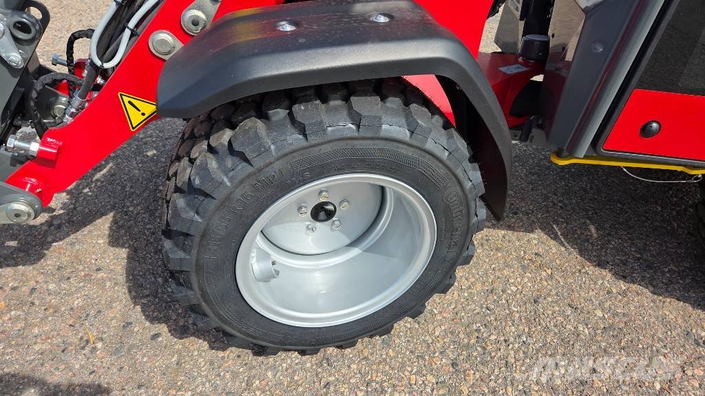 Weidemann 1260 LP لوادر متعددة الأغراض