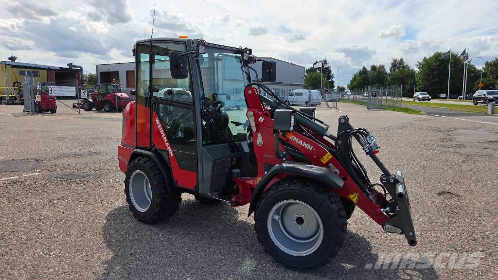 Weidemann 1260 LP لوادر متعددة الأغراض