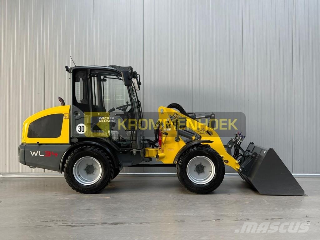 Wacker Neuson WL 34 Kolesové nakladače