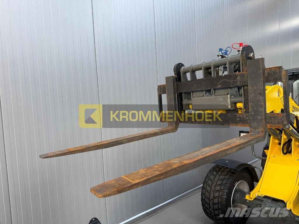 Wacker Neuson WL 34 Kolesové nakladače