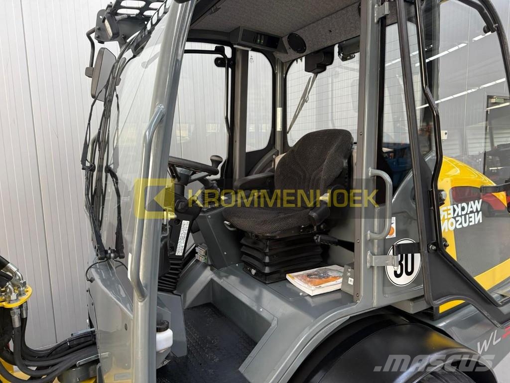 Wacker Neuson WL 34 Kolesové nakladače