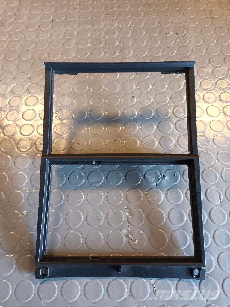 Scania 2DIN MOUNTING PANEL 1859937 Transport - Övriga