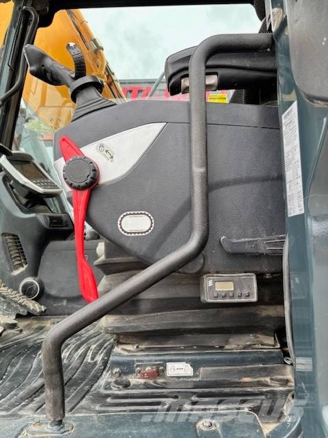 Hyundai HX 160 L /  ENGCON, RASVARI, LÄMMITIN Excavadoras sobre orugas