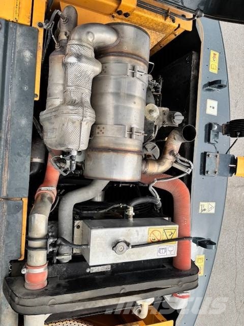 Hyundai HX 160 L /  ENGCON, RASVARI, LÄMMITIN Excavadoras sobre orugas