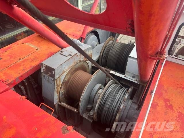 Hitachi KH 125-3 Grúas de oruga