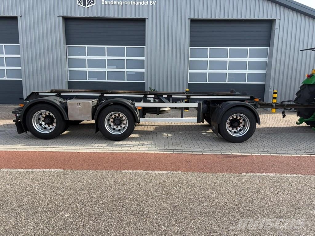 Lako A 330 Container Transport 630 cm Växelflak-/Containersläp