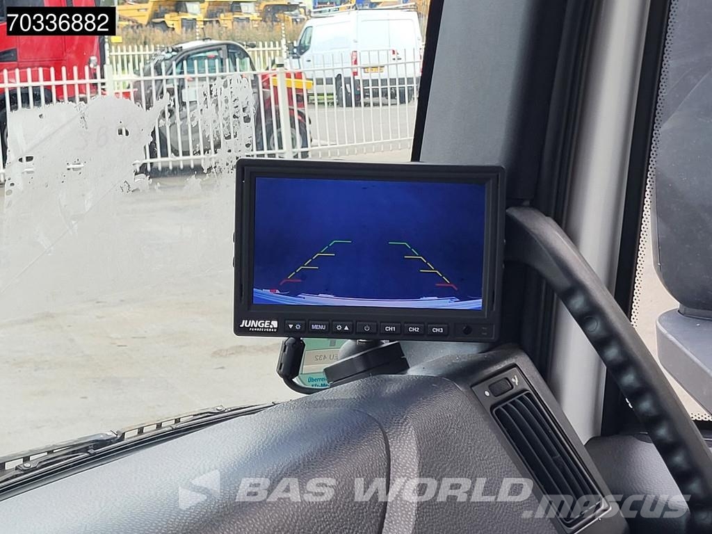 Iveco Eurocargo 140E280 4X2 14t Automatic Tailgate Euro Box trucks