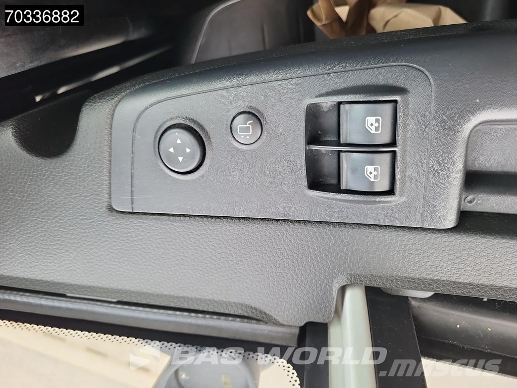 Iveco Eurocargo 140E280 4X2 14t Automatic Tailgate Euro Box trucks