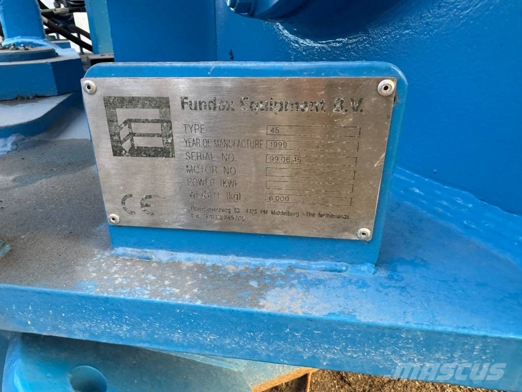 IHC Fundex Equipment FVE 60 RINGVIBRATOR دقاقات خوازيق هزازة