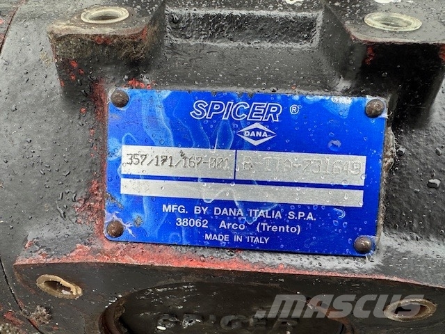Komatsu WA 65-3 USED AXLES SPICER COMPLET Ładowarki kołowe