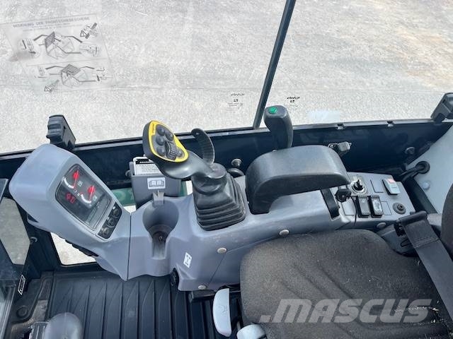 Kubota KX 019-4 / Engcon ,Luiskak,Kuokkak,Kaapelik Mini excavators < 7t (Mini diggers)