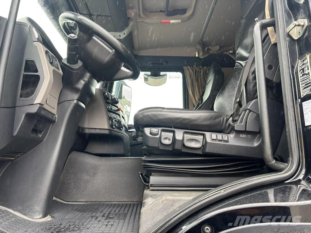 MAN TGS 41.500 8x6 EURO6 FULL STEEL + RETARDER + VIBRA Camion benne