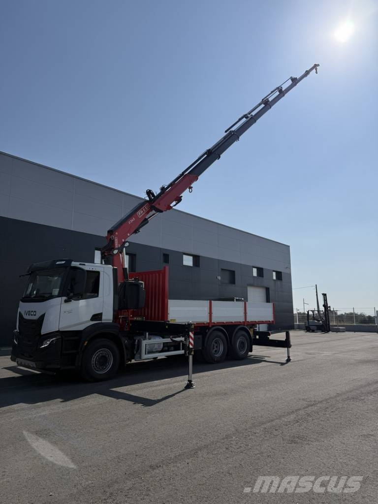 Iveco X-WAY 460 Camiones grúa