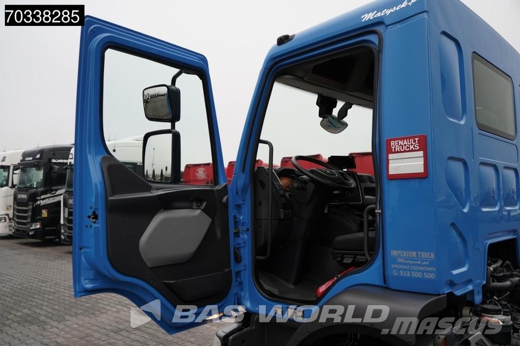 Renault D 240 D 4X2 Chassis met cabine
