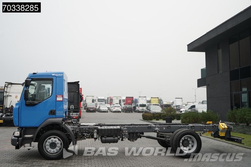 Renault D 240 D 4X2 Chassis met cabine
