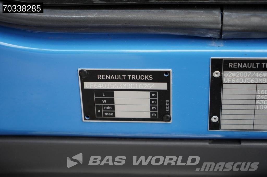 Renault D 240 D 4X2 Chassis met cabine