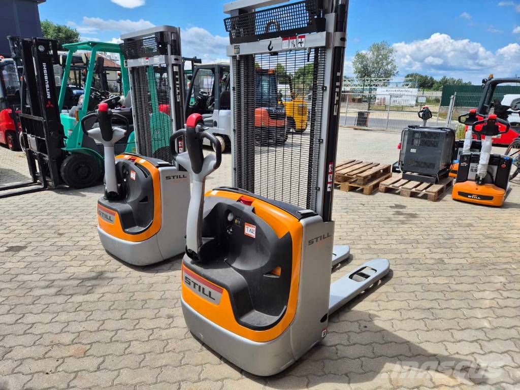 Still EGV 10 Apiladores eléctricos autopropulsados