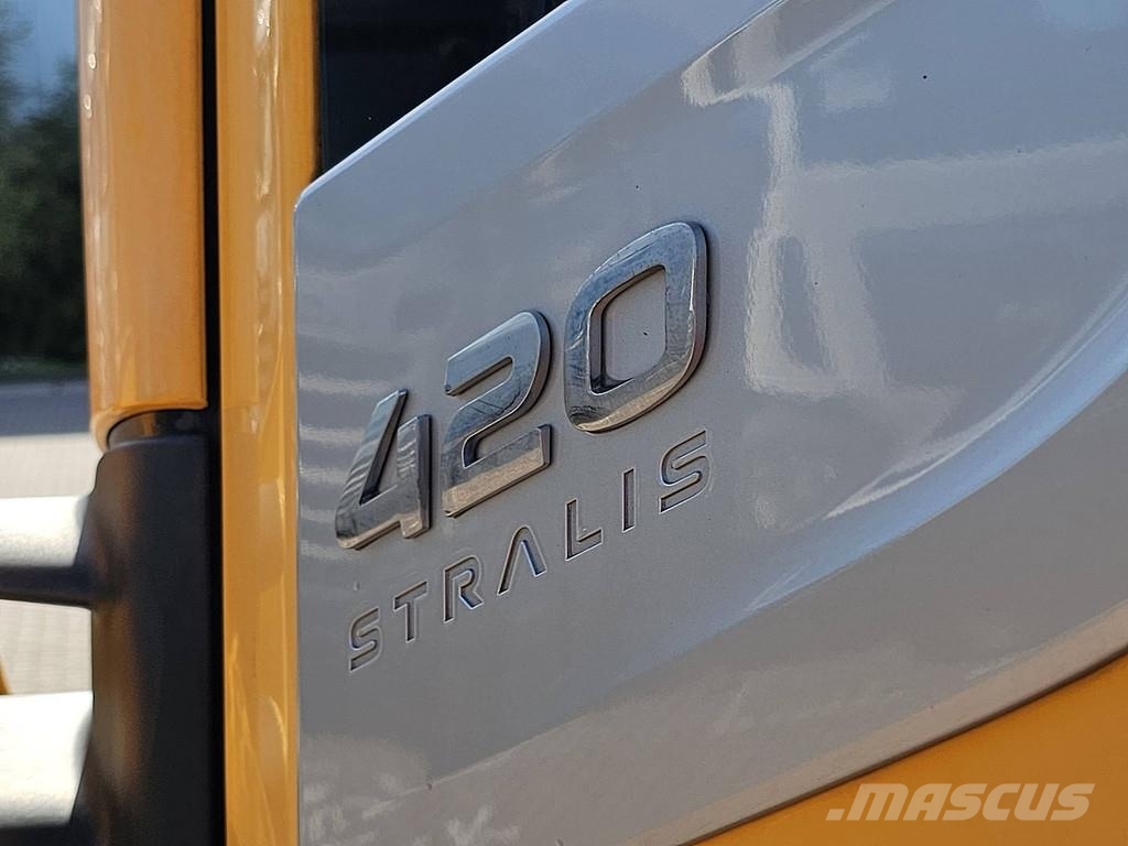 Iveco AD260S42 Anders