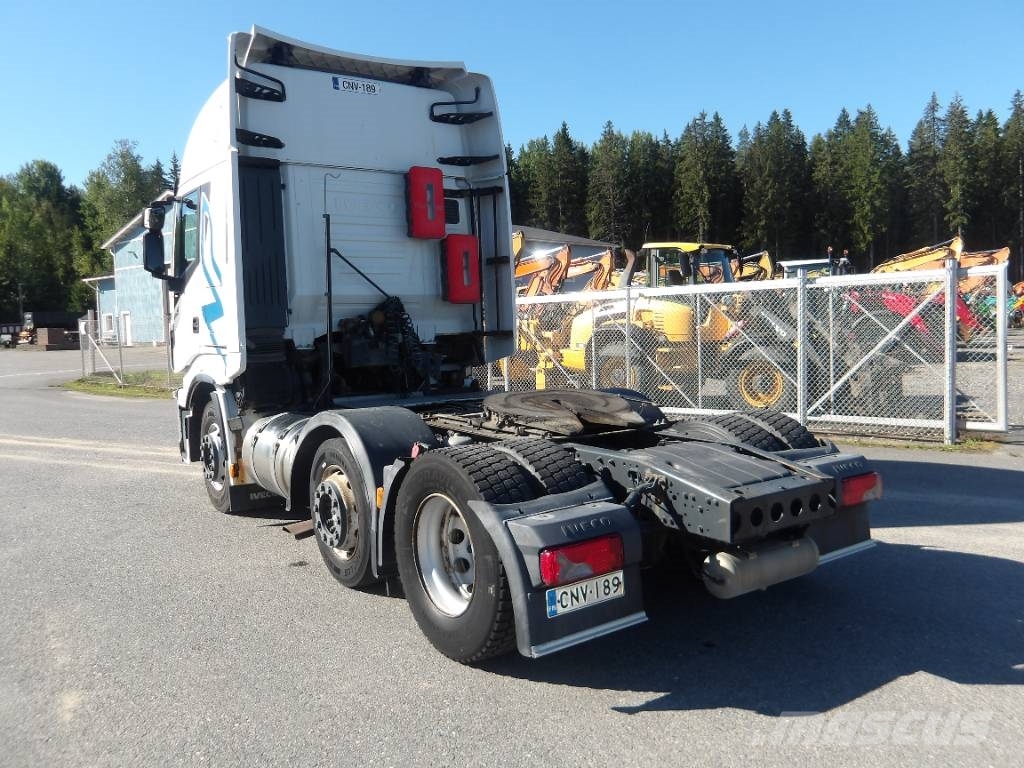 Iveco AS 440STX LNG Седельные тягачи