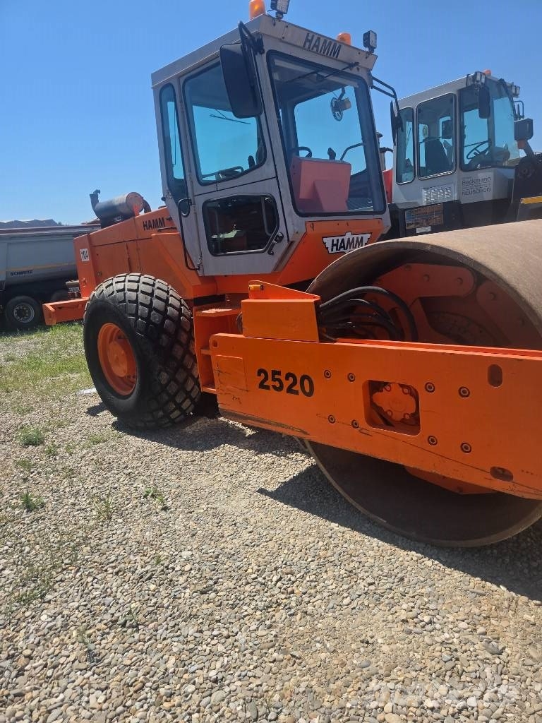 Hamm 2520 D Οδοστρωτήρες μονού κυλίνδρου
