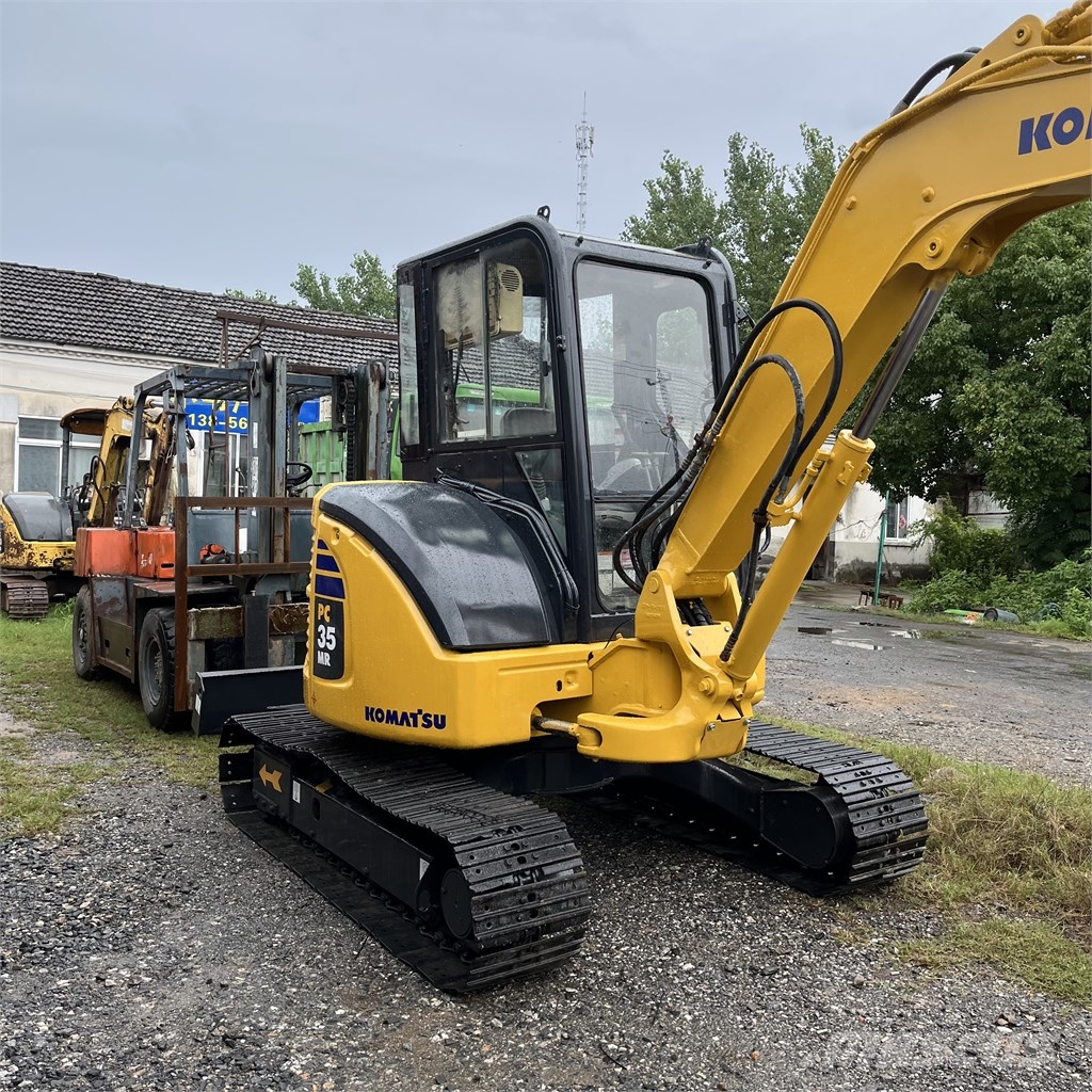 Komatsu PC35 Bagri goseničarji