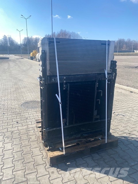 Liebherr R 974 C SET OF COOLERS 2 PCS Radiatoriai