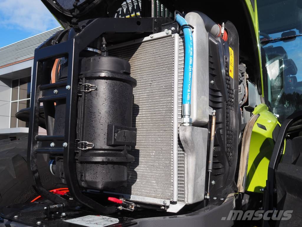 CLAAS Axion 930 CMATIC PTO GPS Traktori