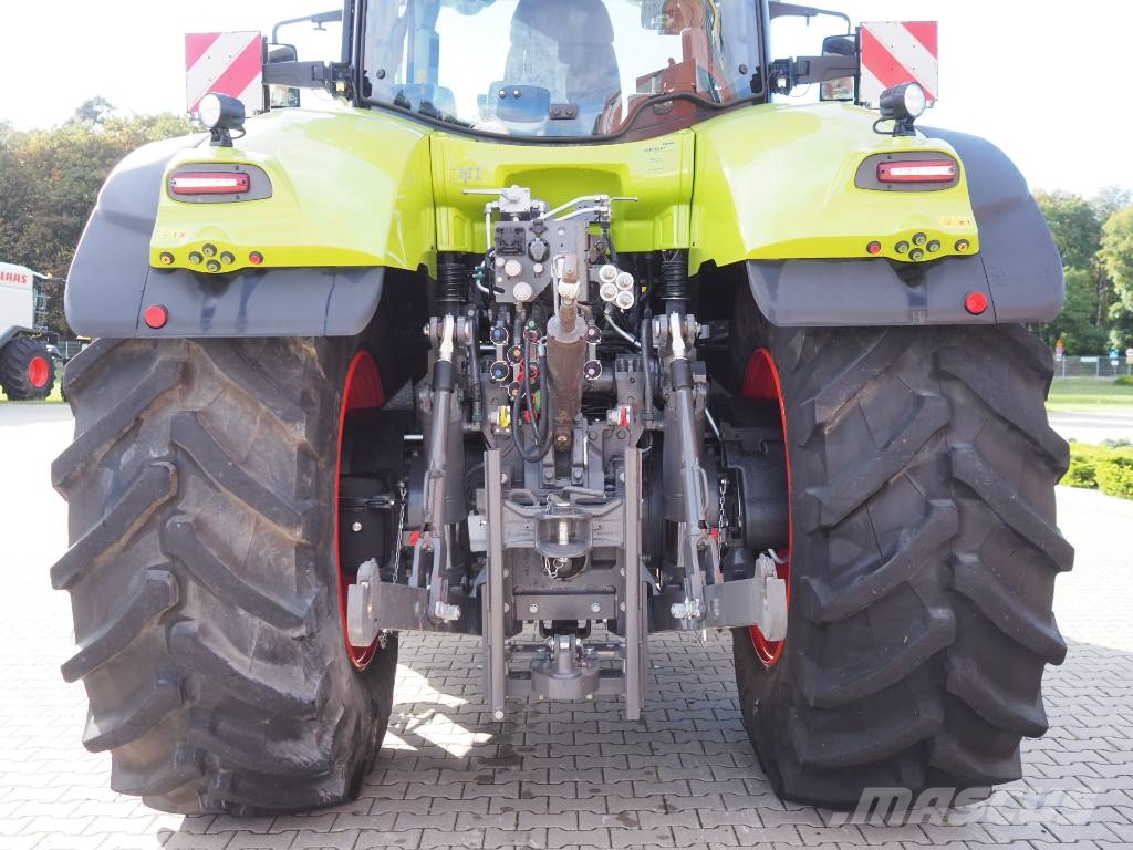 CLAAS Axion 930 CMATIC PTO GPS Traktori