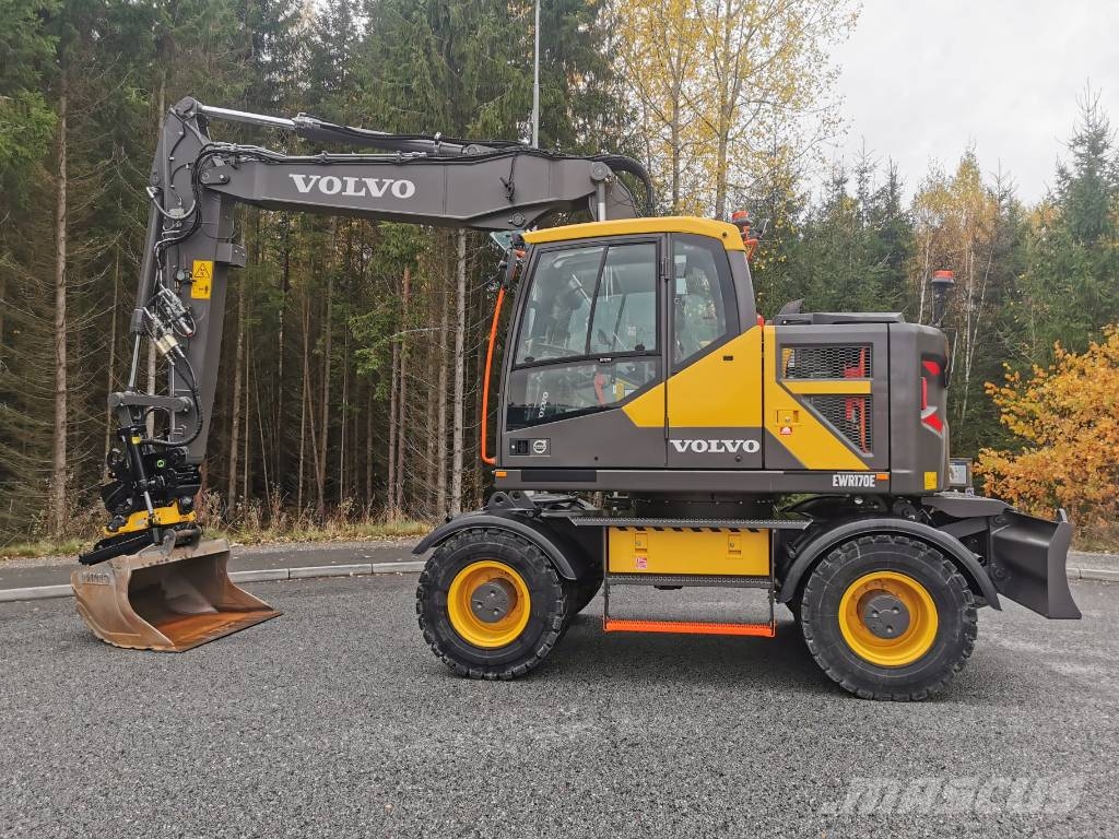 Volvo EWR170E Wheeled excavators