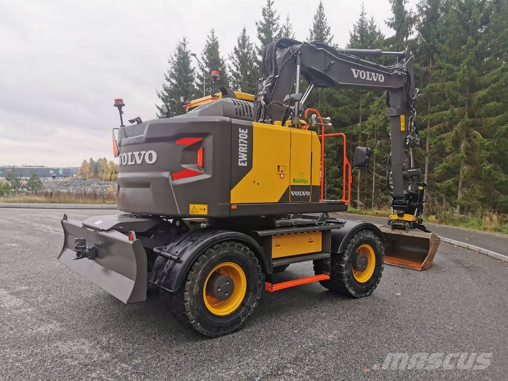 Volvo EWR170E Wheeled excavators